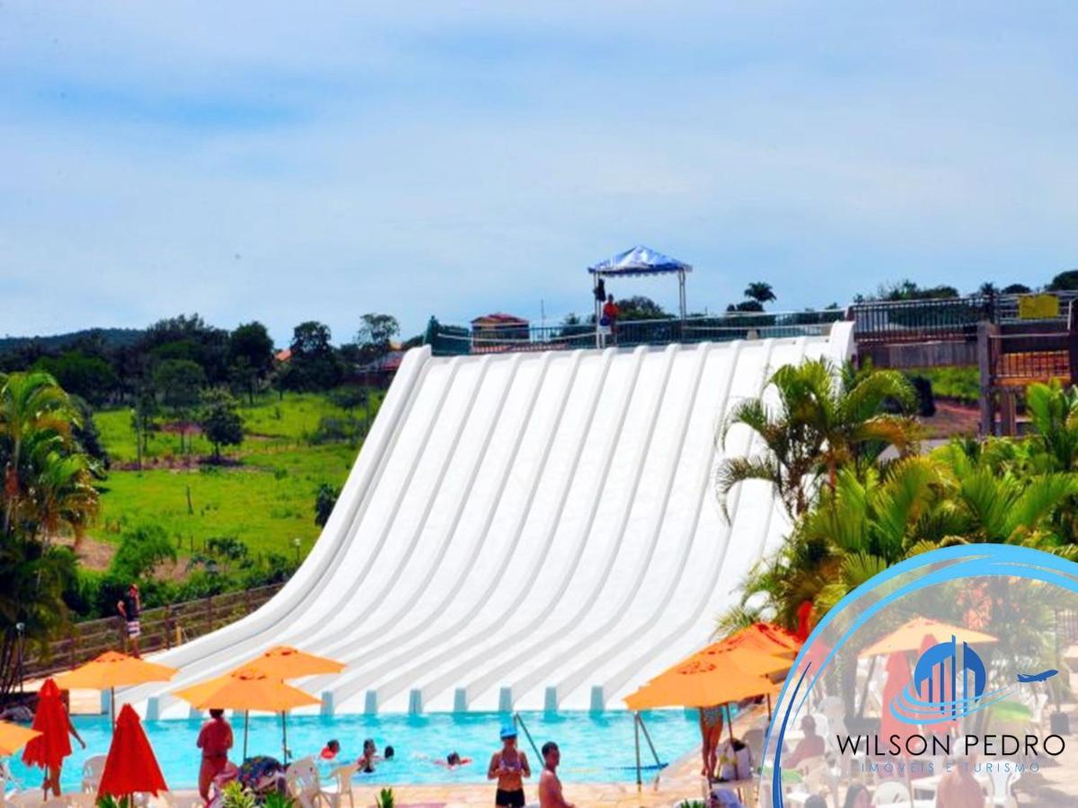 Piazza Diroma - Acqua Park E Splash Caldas Novas Dış mekan fotoğraf